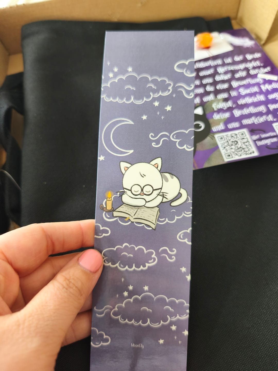 Customer photo review of MoonElly Lesezeichen – Witchy & Cozy (6 Varianten)