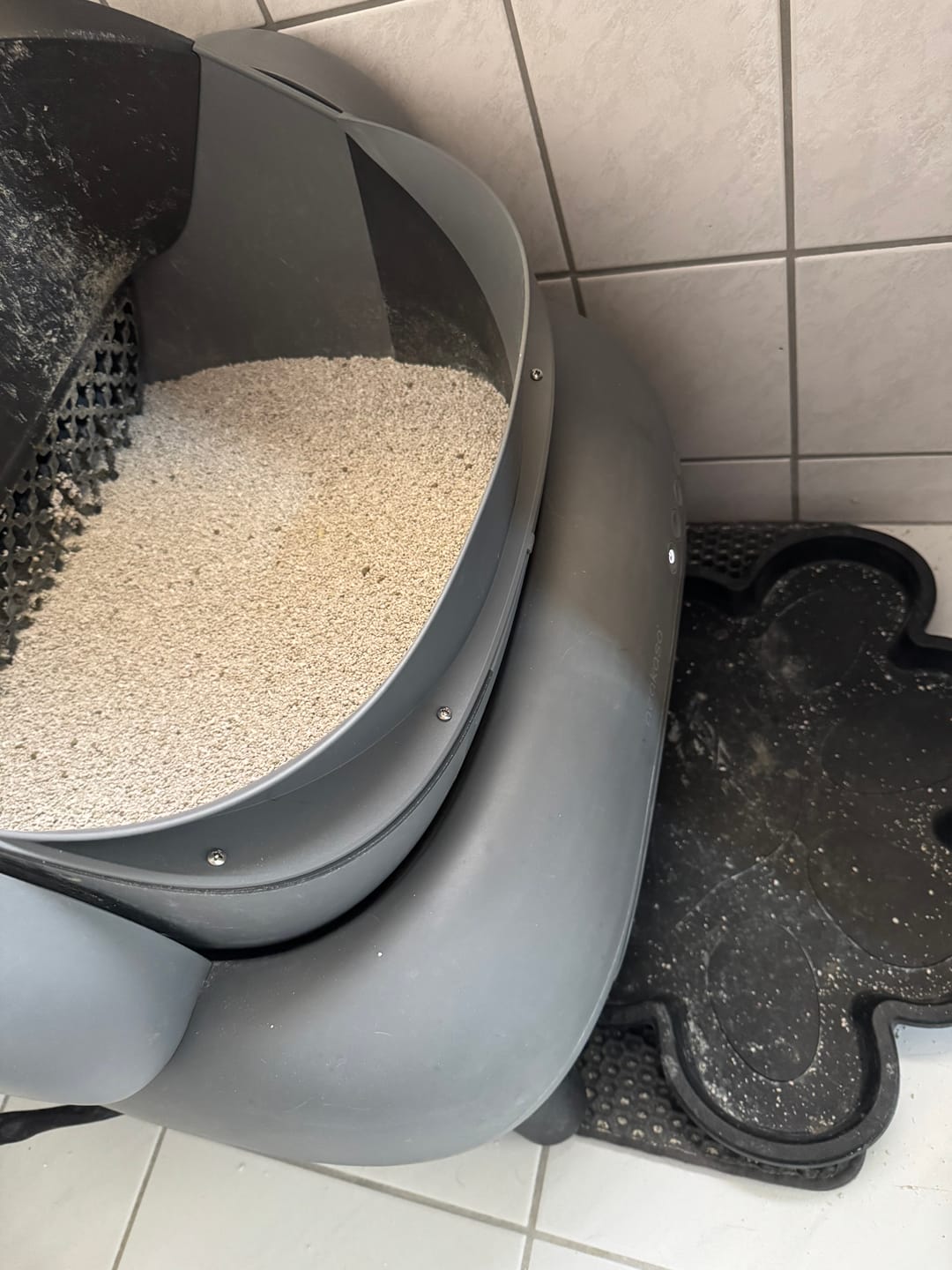 Customer photo review of Neakasa Zaun für M1/M1 Lite Plus - Verbesserte Version für Streu- und Urinschutz