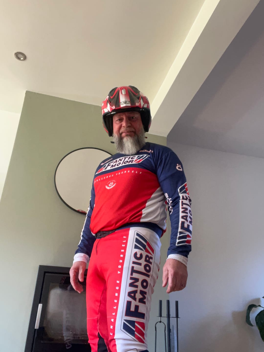 Customer photo review of Trial Clothing Set 2 Custom Fantic Motor