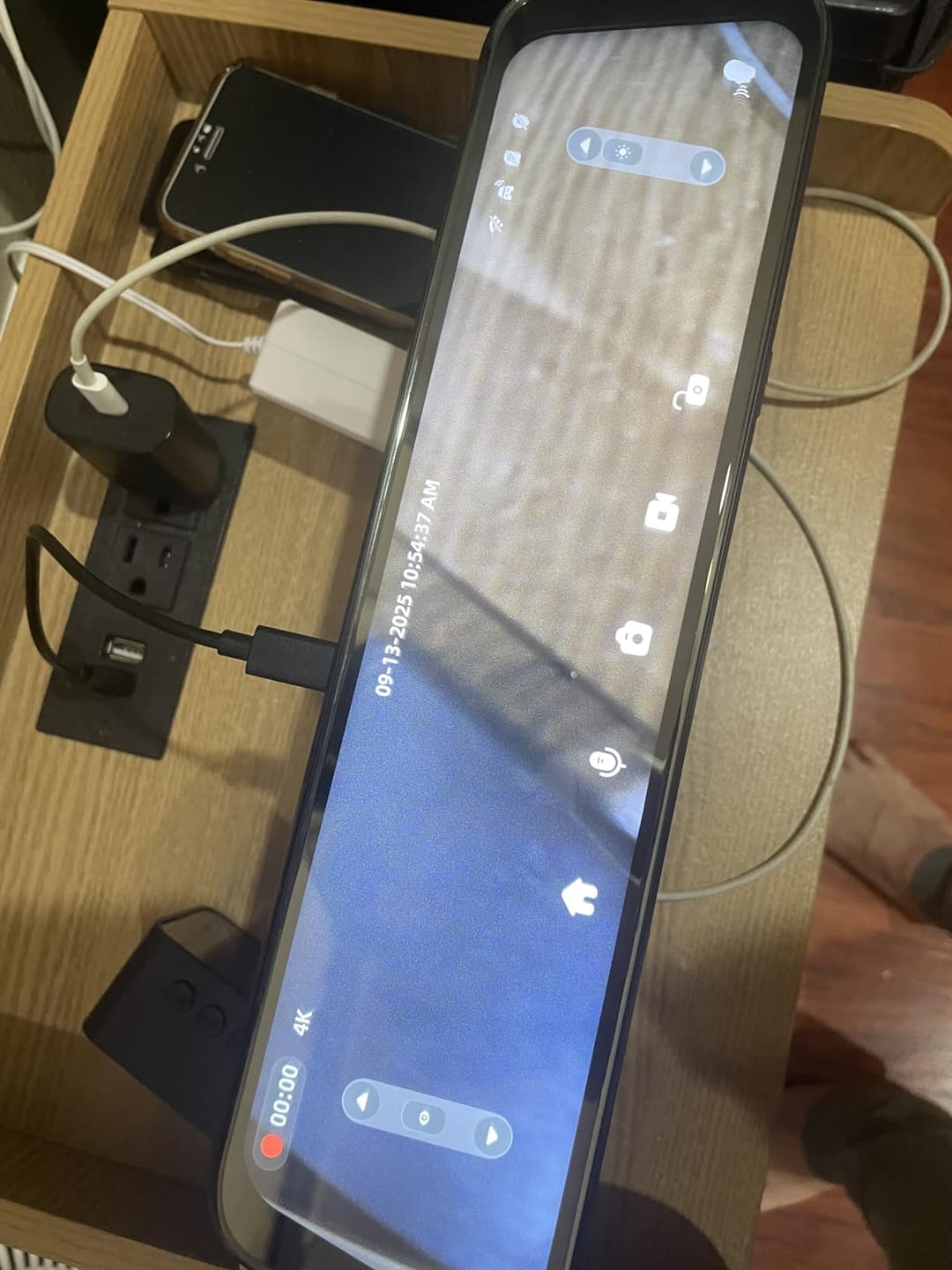 Customer photo review of 10" Elite | 4K Front + 2K Rear Smart Streaming Mirror