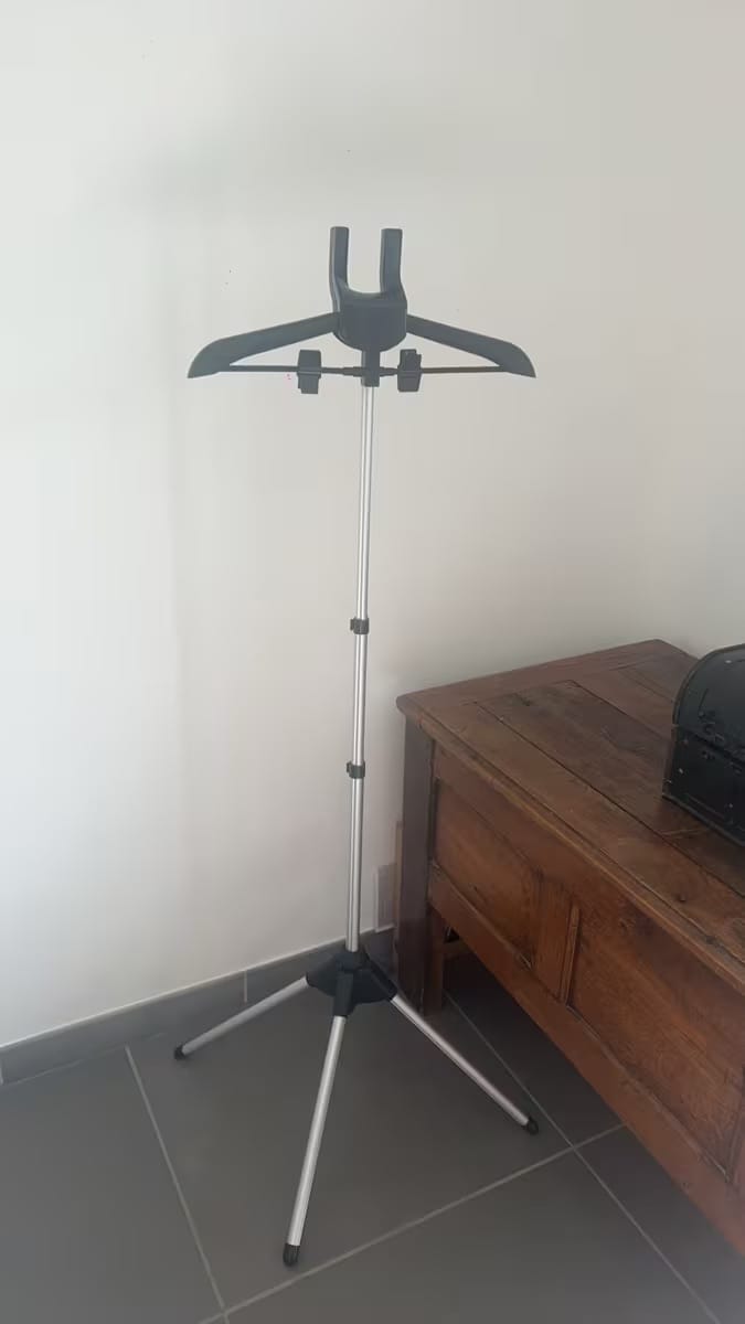 Customer photo review of Adjustable Garment Steamer Rack