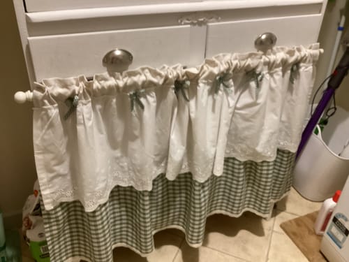 Customer photo review of Lace & Green Check Cabinet Curtain
