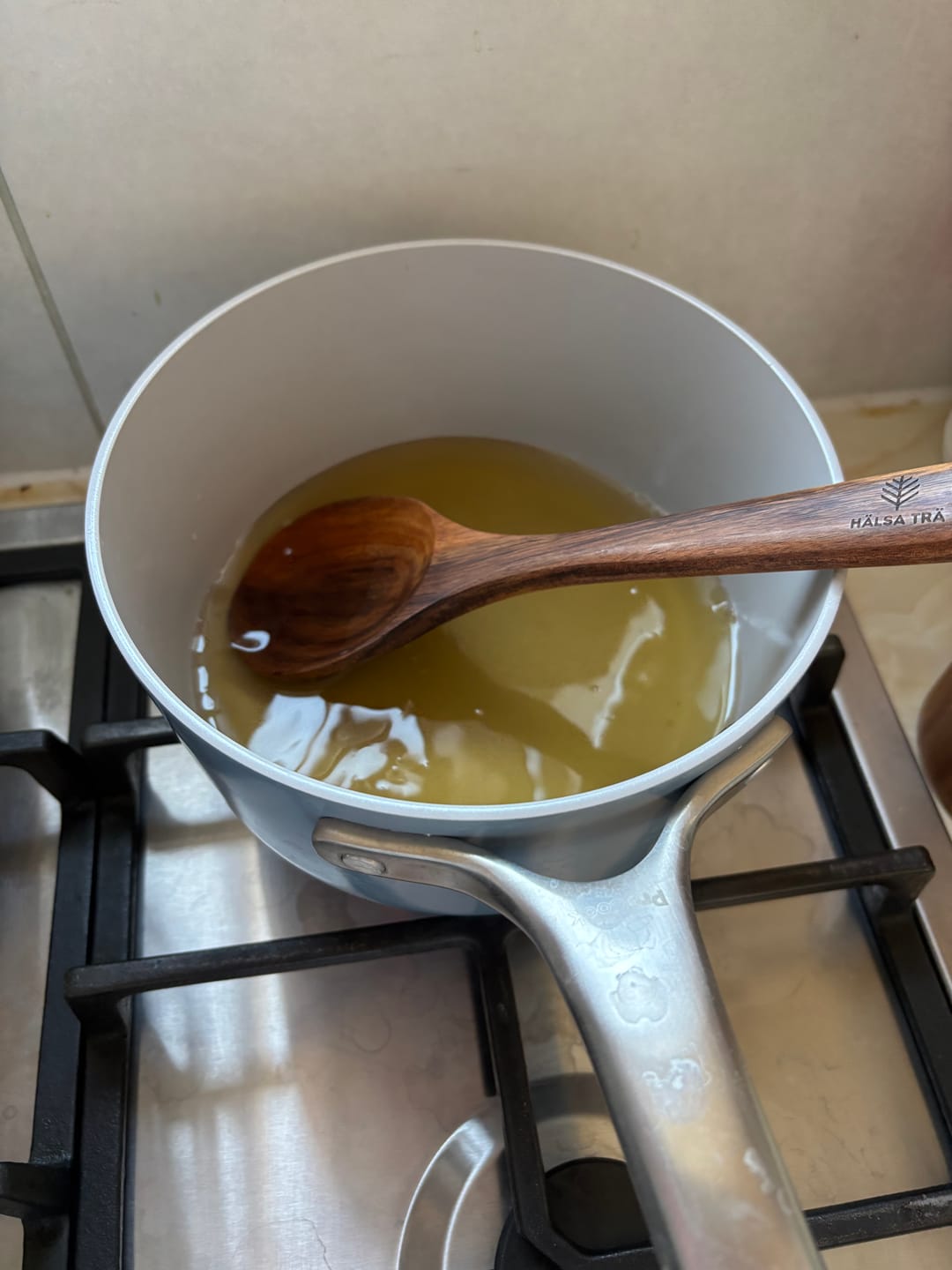 Customer photo review of Hälsa Trä Natural Wood Utensil Set