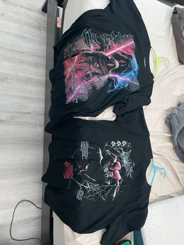 Customer photo review of [Limited Edition] 'Mrvl: S-M' Heavyweight T-Shirt