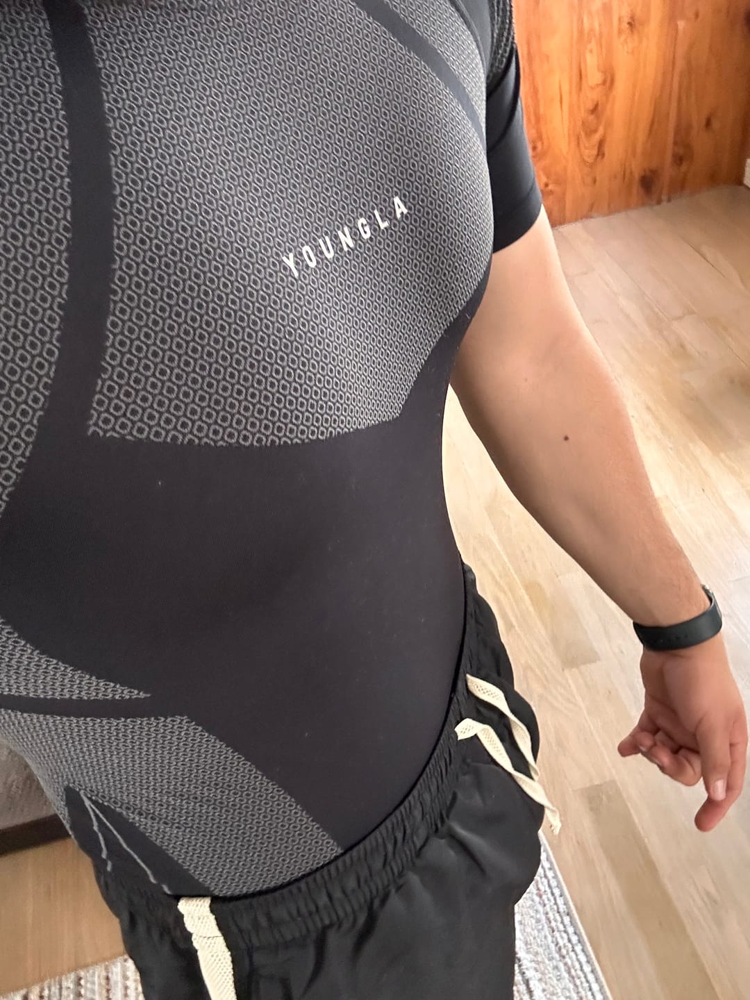 Customer photo review of 4294 - Apex Compression Tees