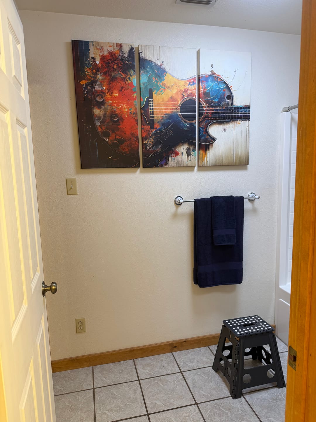 Customer photo review of Abstract Guitar Wall Art Canvas | Vibrant Music-Inspired Art for Living Room or Studio | Colorful