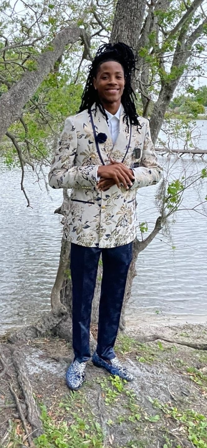 Customer photo review of Leigh Tux - 12