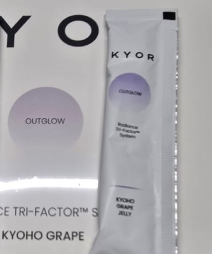 Customer photo review of OUTGLOW - Radiance Tri-Factor™ Jelly