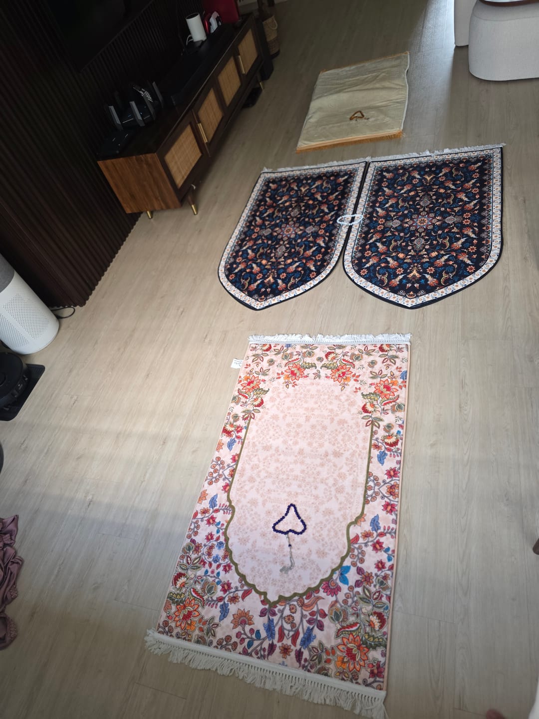 Customer photo review of Firdaws  Padded Prayer Mat