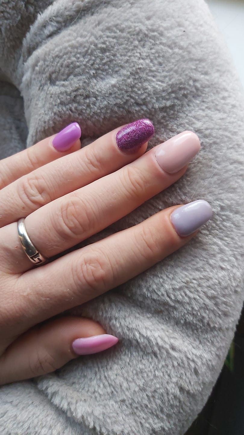Customer photo review of Limited Edition 5 - Mood Change Berry Dipping Powder