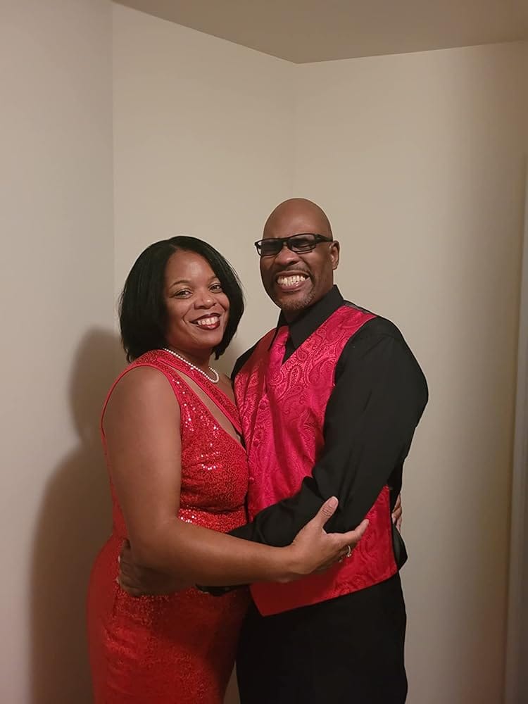 Customer photo review of Hisdern Men's Red Paisley Vest Tie Set For Weddings