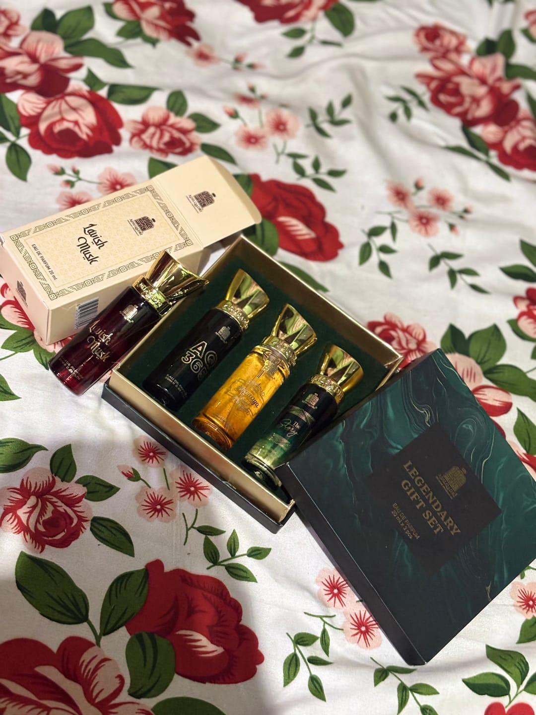 Customer photo review of Legendary Gift Set 3 Pcs Set of Premium Perfume Spray