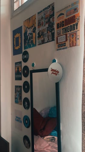 Customer photo review of MUSIC CD DECOR SET - ALTERNATIVE