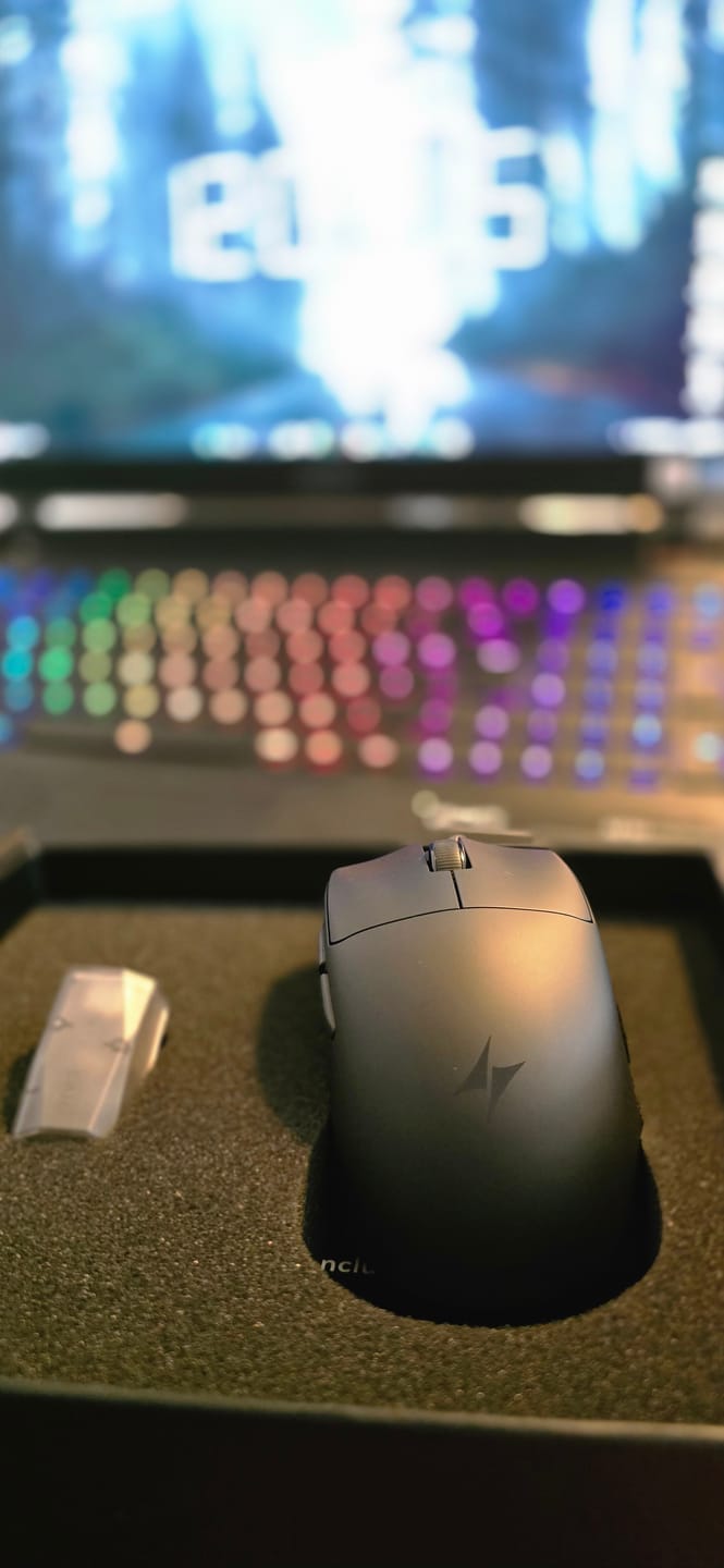 Customer photo review of ATK Blazing Sky F1 V2 Wireless Mouse