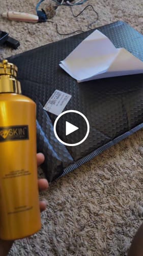 Customer video review of Anti-Aging Moisturizing Body Lotion