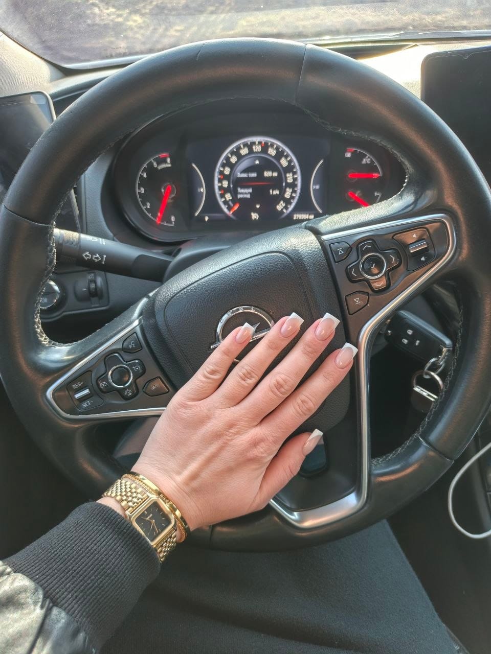 Customer photo review of Macy Gold Black