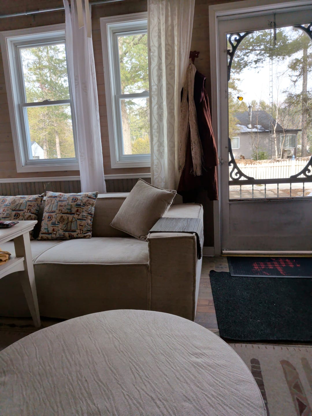 Customer photo review of M1 Tray Table