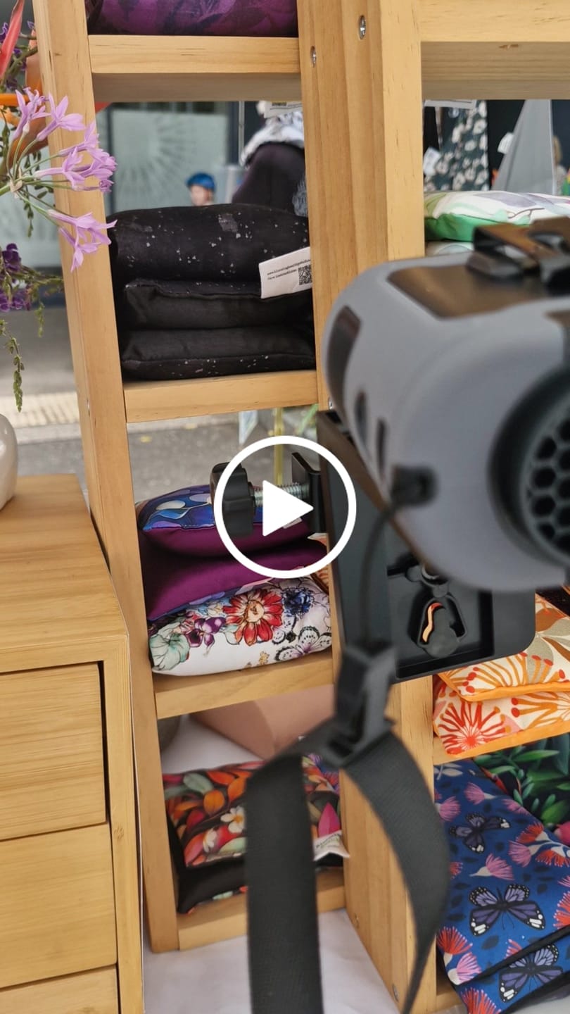Customer video review of 3-in-1 Waist Fan with Flashlight & Powerbank