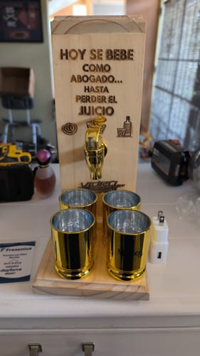 Customer photo review of Dispensador de licor Master®: Sirve con estilo