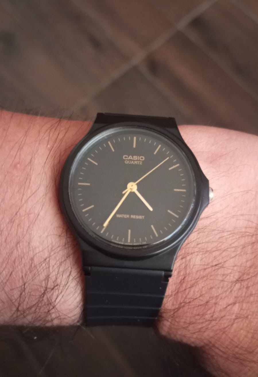 Customer photo review of Reloj Casio Vintage MQ-24-1ELDF Negro Flat