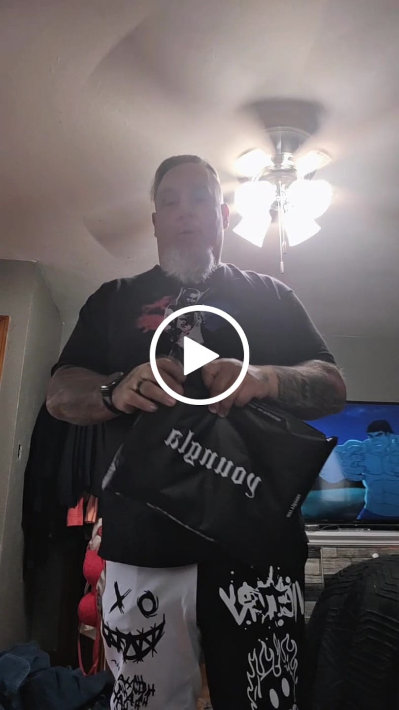 Customer video review of 4254 - Batman Shadow Tees