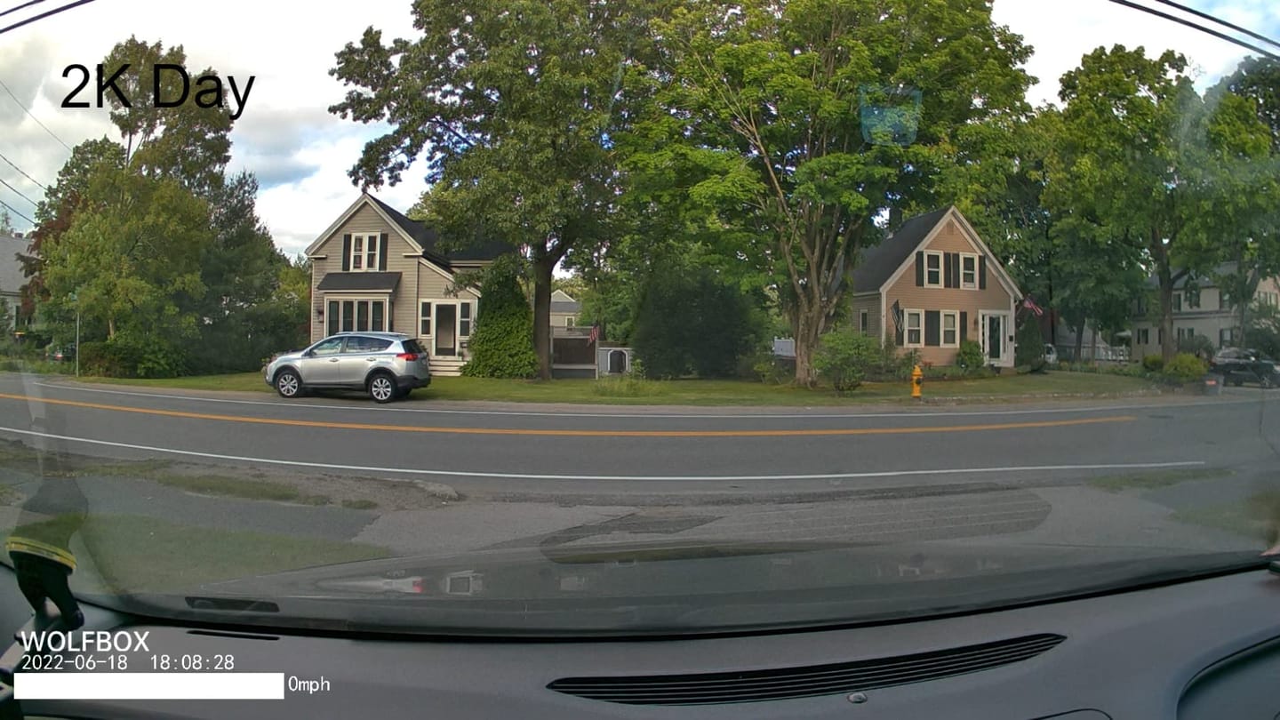 Customer photo review of 10" Elite | 4K Front + 2K Rear Smart Streaming Mirror