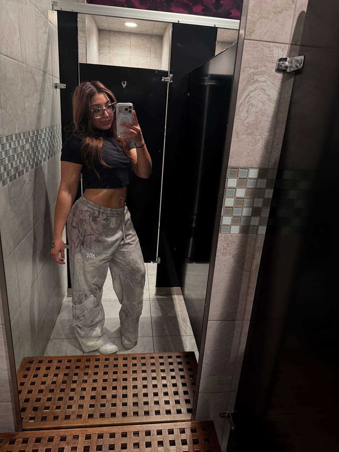 Customer photo review of 2058 - Superstar Sweats