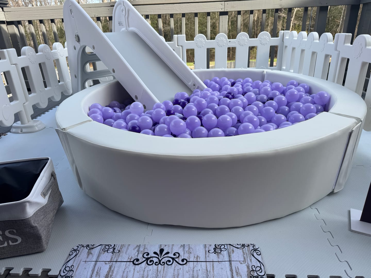Customer photo review of Soft Play Circular Ball Pit (5' x 5' x 12")