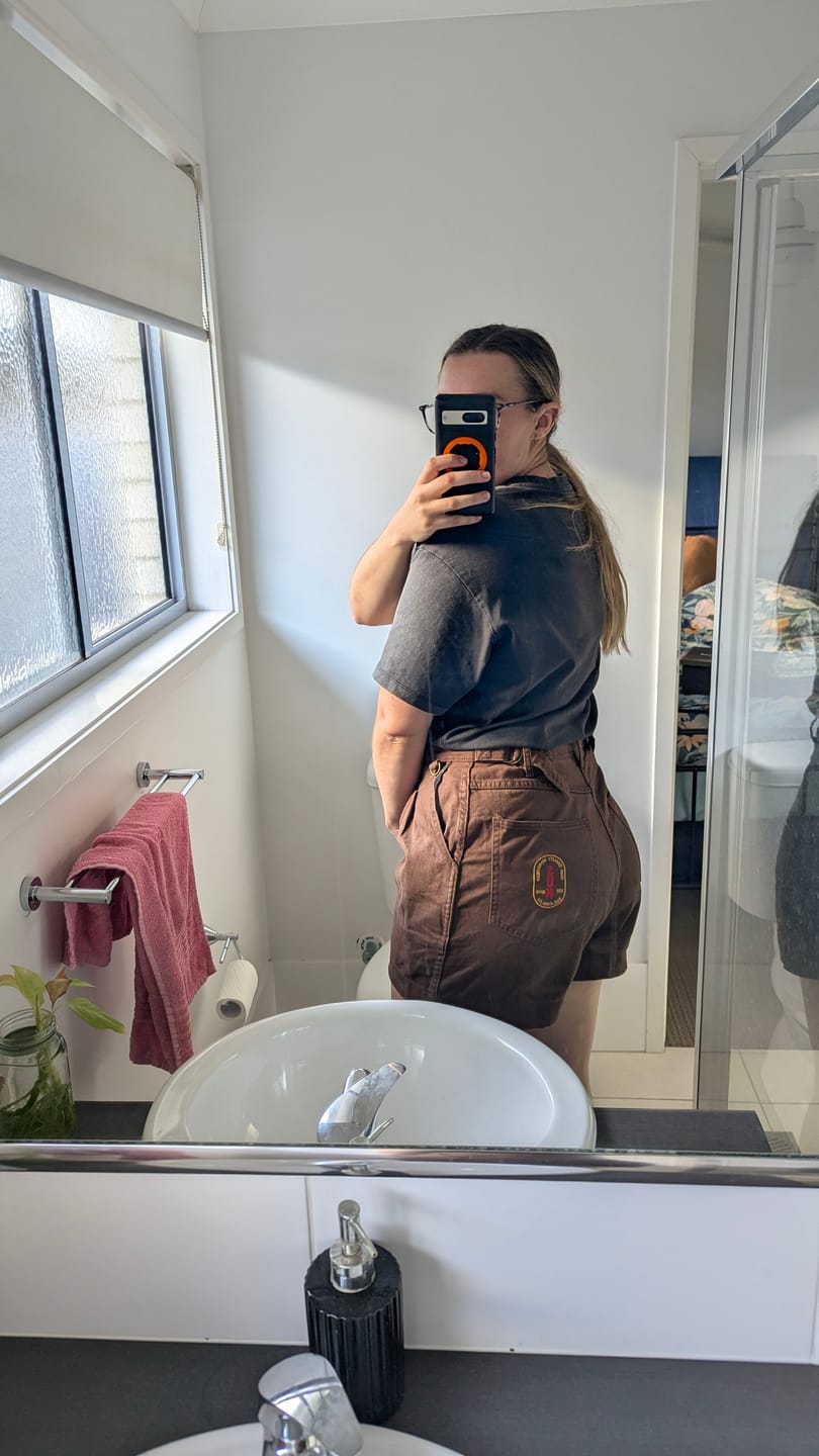 Customer photo review of Gunnee Shorts - Umber