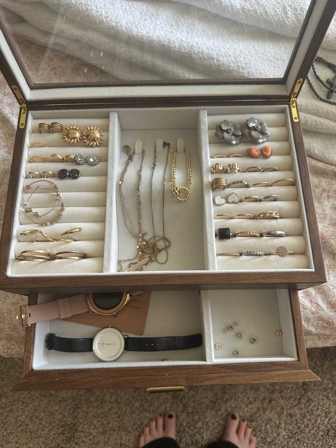 Customer photo review of Patina Classic Two-Layer Walnut Jewelry Box with Drawers