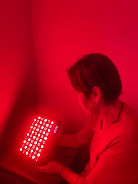 Customer photo review of Koanna® Luma300™ – Powerful, Compact Red Light Therapy Panel