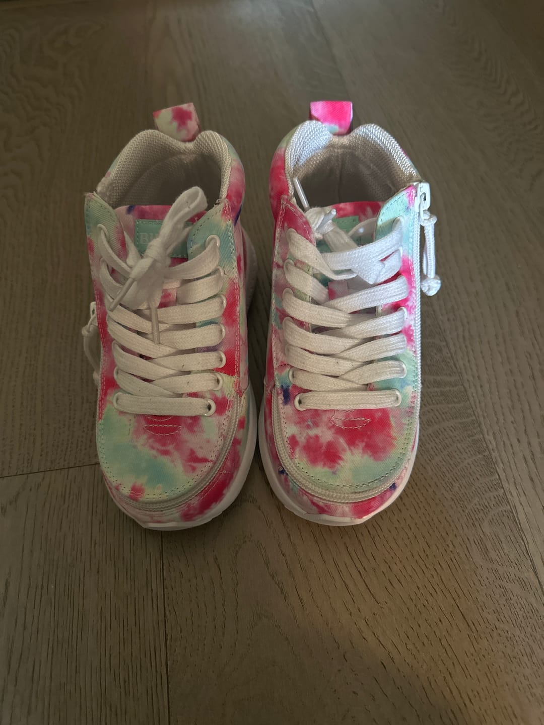 Customer photo review of Pink Watercolor BILLY Goat Classic High