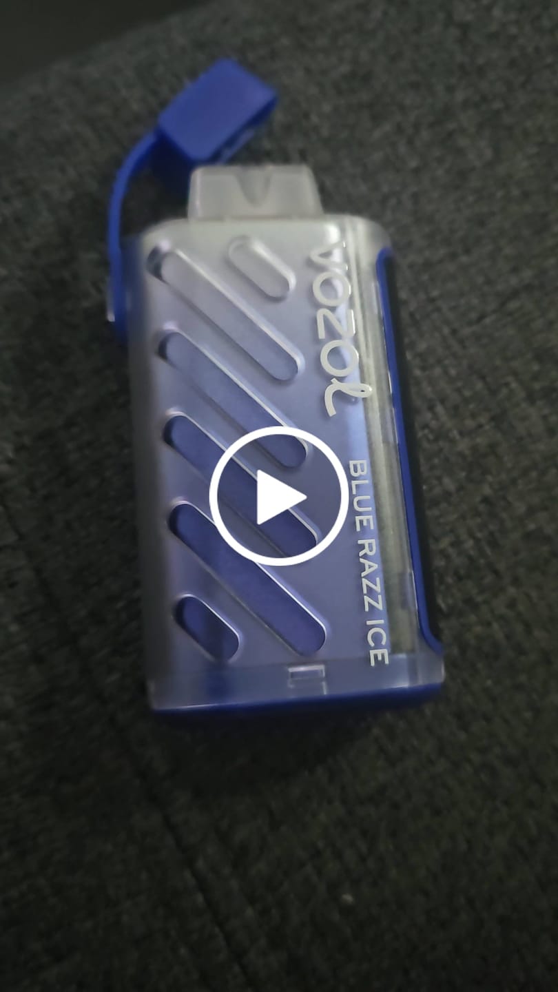 Customer video review of Vozol Star 20.000