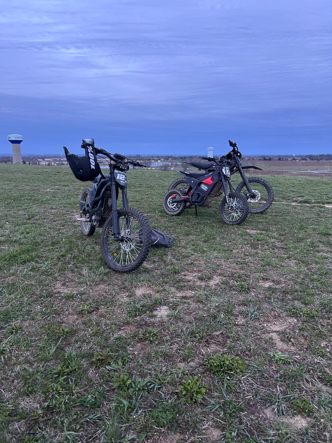 Customer photo review of FAST ACE Fork Axle Nuts (2pcs)