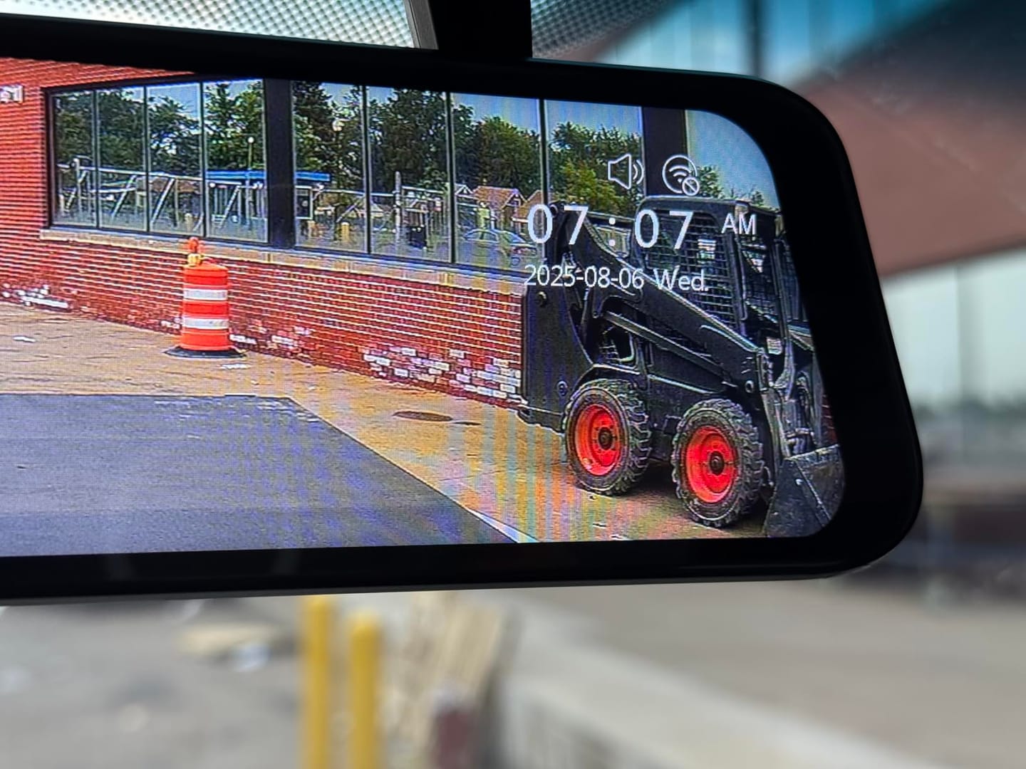 Customer photo review of 10" Elite | 4K Front + 2K Rear Smart Streaming Mirror