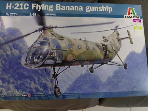 Customer photo review of ITALERI H-21C Flying Banana Gunship 1:48