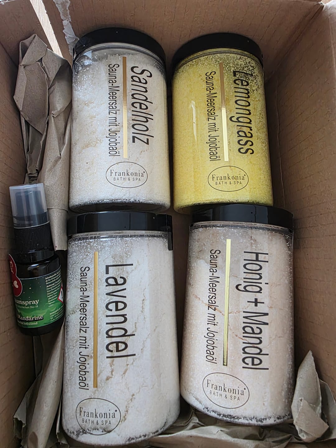Customer photo review of Premium Sauna Meersalz Peeling "Bestseller" 4er Bundle