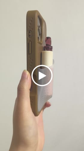 Customer video review of Flex Pouch - iPhone 16