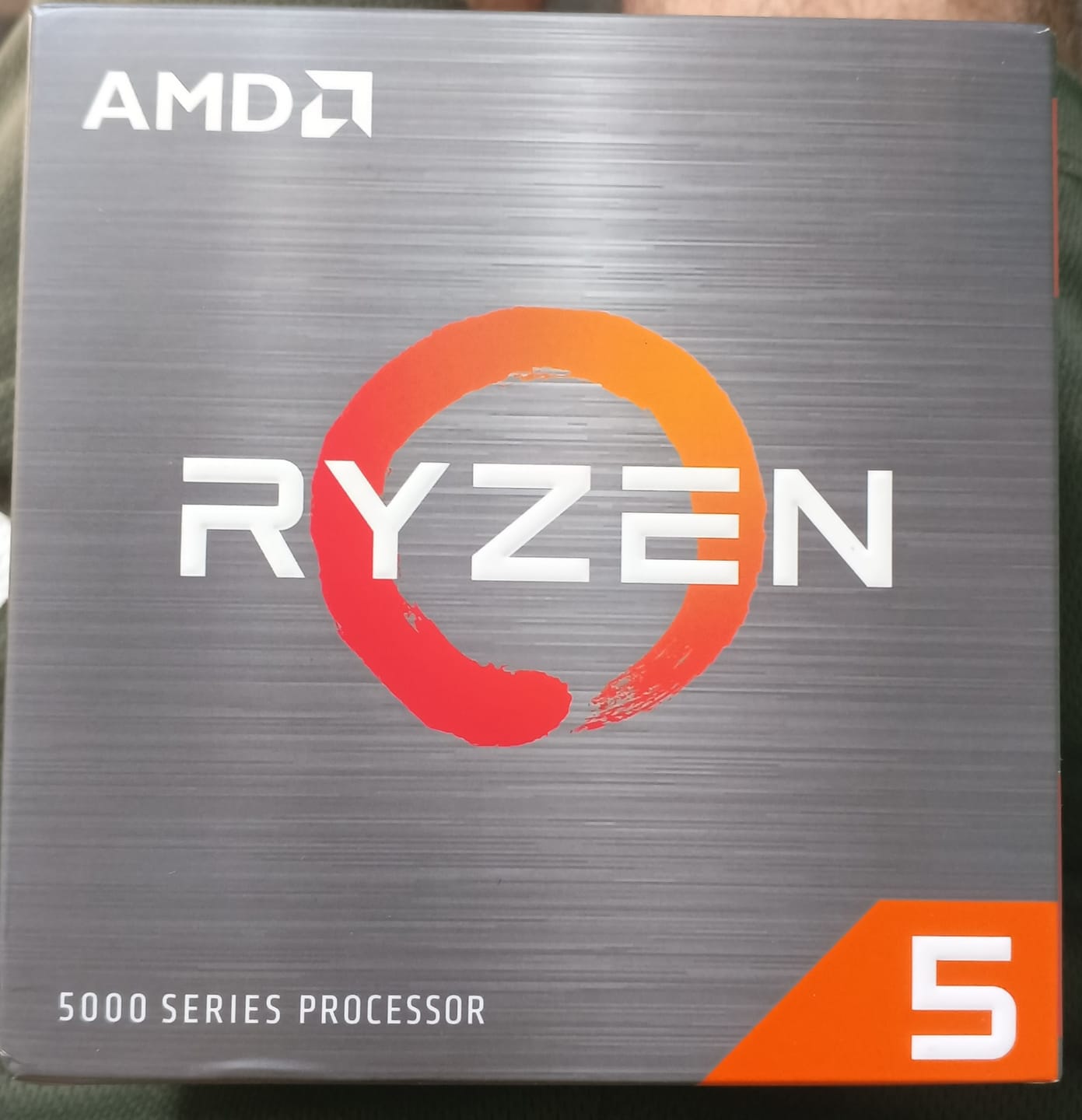 Customer photo review of Procesador AMD Ryzen 5 5500 6 Núcleos 3.6GHz 16MB caché Socket AM4