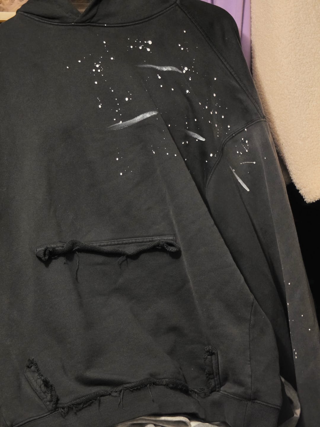 Customer photo review of BTS - ARIRANG OFFICIAL MD HOODIE BLACK
