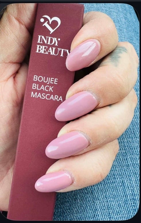 Customer photo review of All-In-One maskara Boujee Black