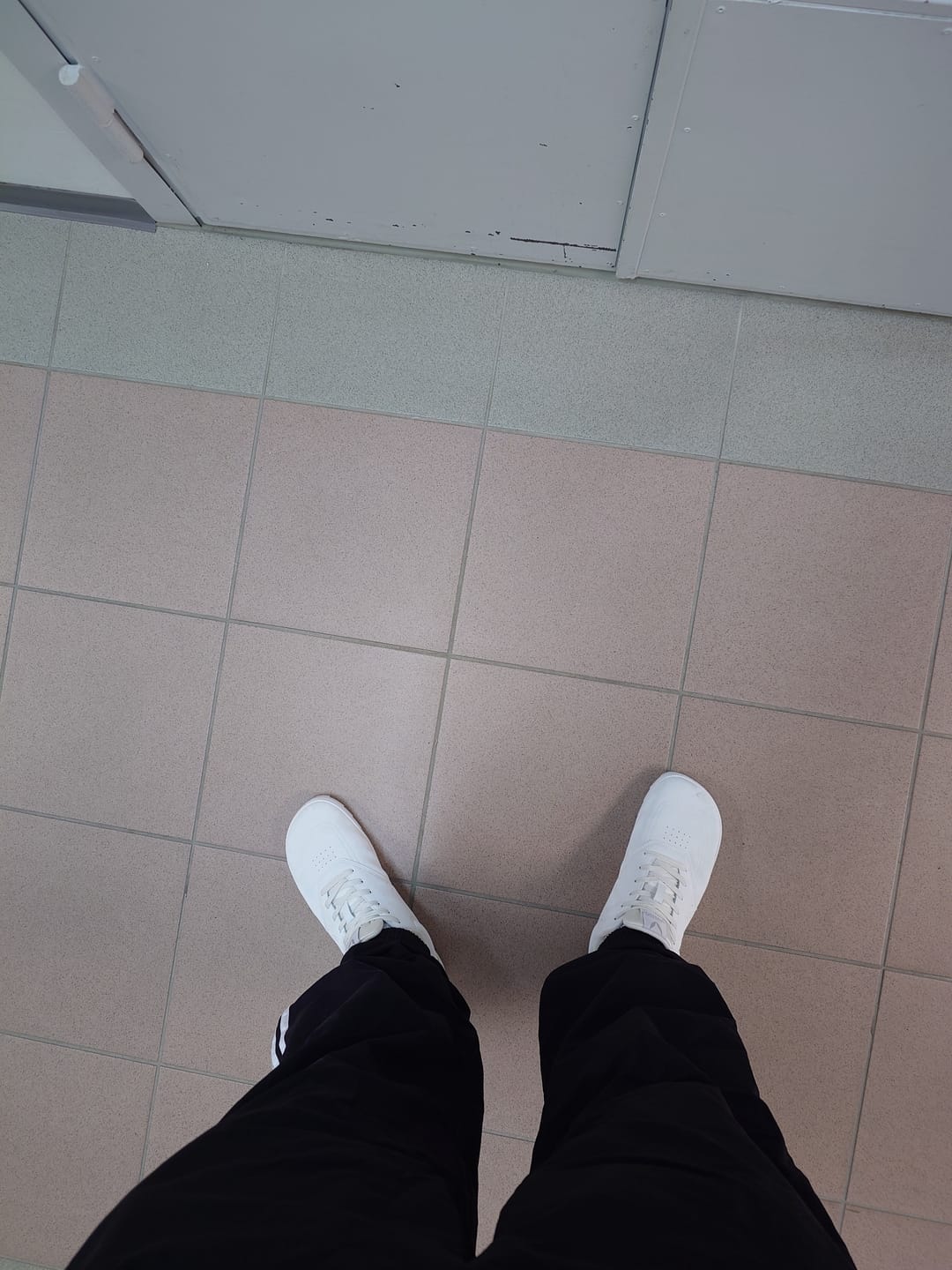 Customer photo review of Vaistoa Katu 2 -paljasjalkasneakerit