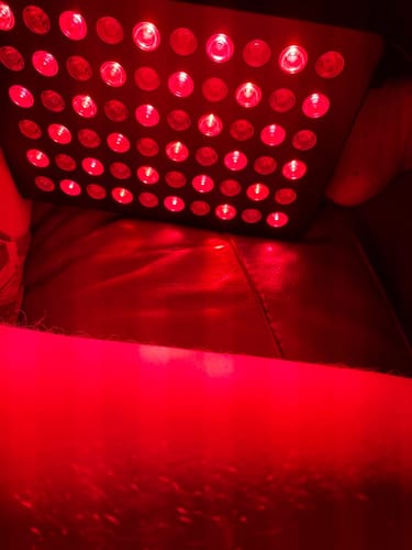 Customer photo review of Koanna® Luma300™ – Powerful, Compact Red Light Therapy Panel