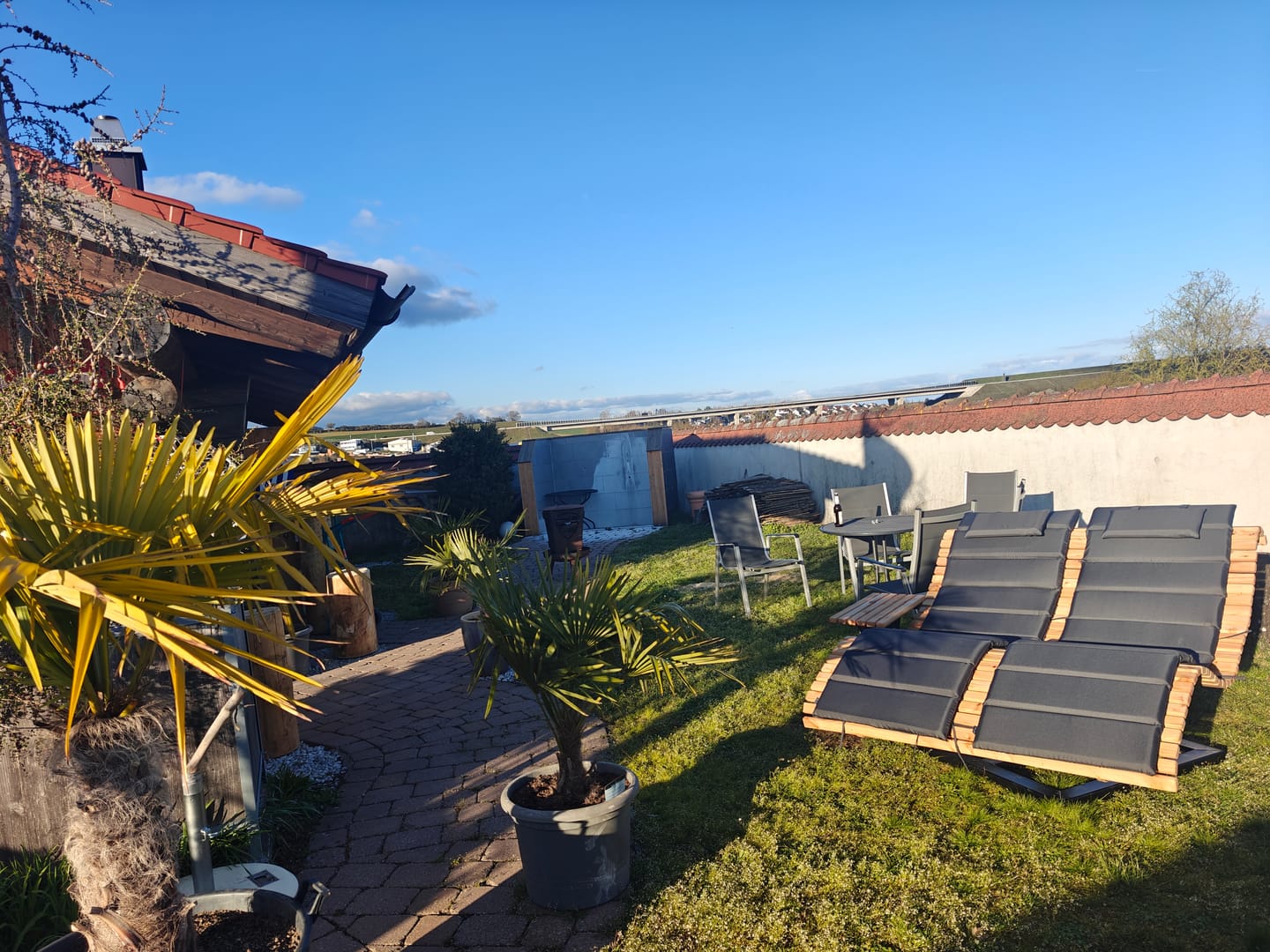 Customer photo review of Holzschutzlasur für Himmelsliegen und Holzbrunnen