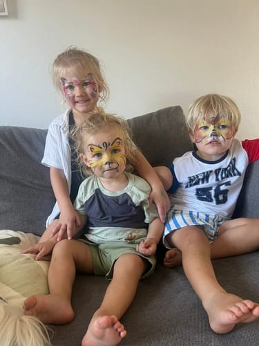 Customer photo review of The Garden Party Face Paint Kit