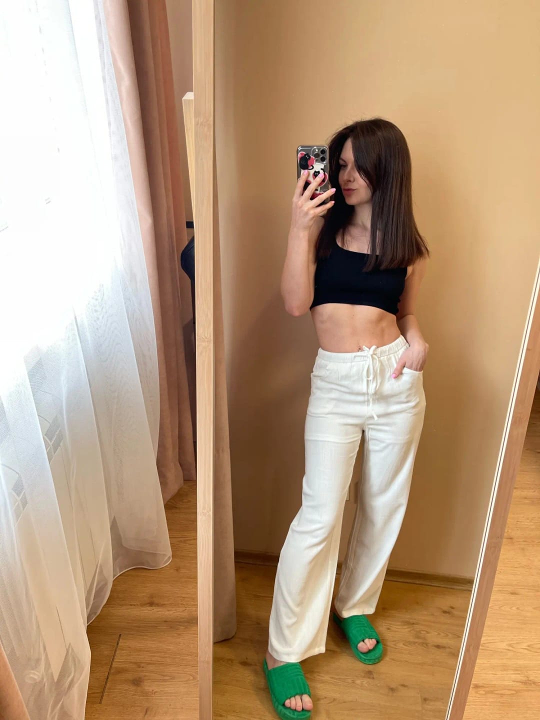 Customer photo review of Kendall Wide Leg Linen Pants
