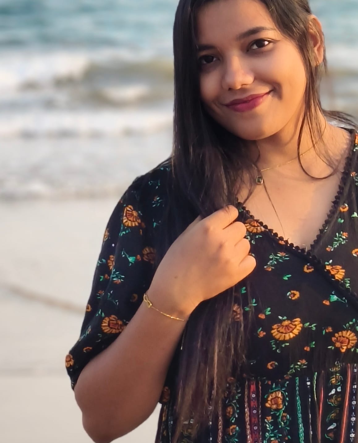 Customer photo review of Infinity Charm Chain Bracelet
