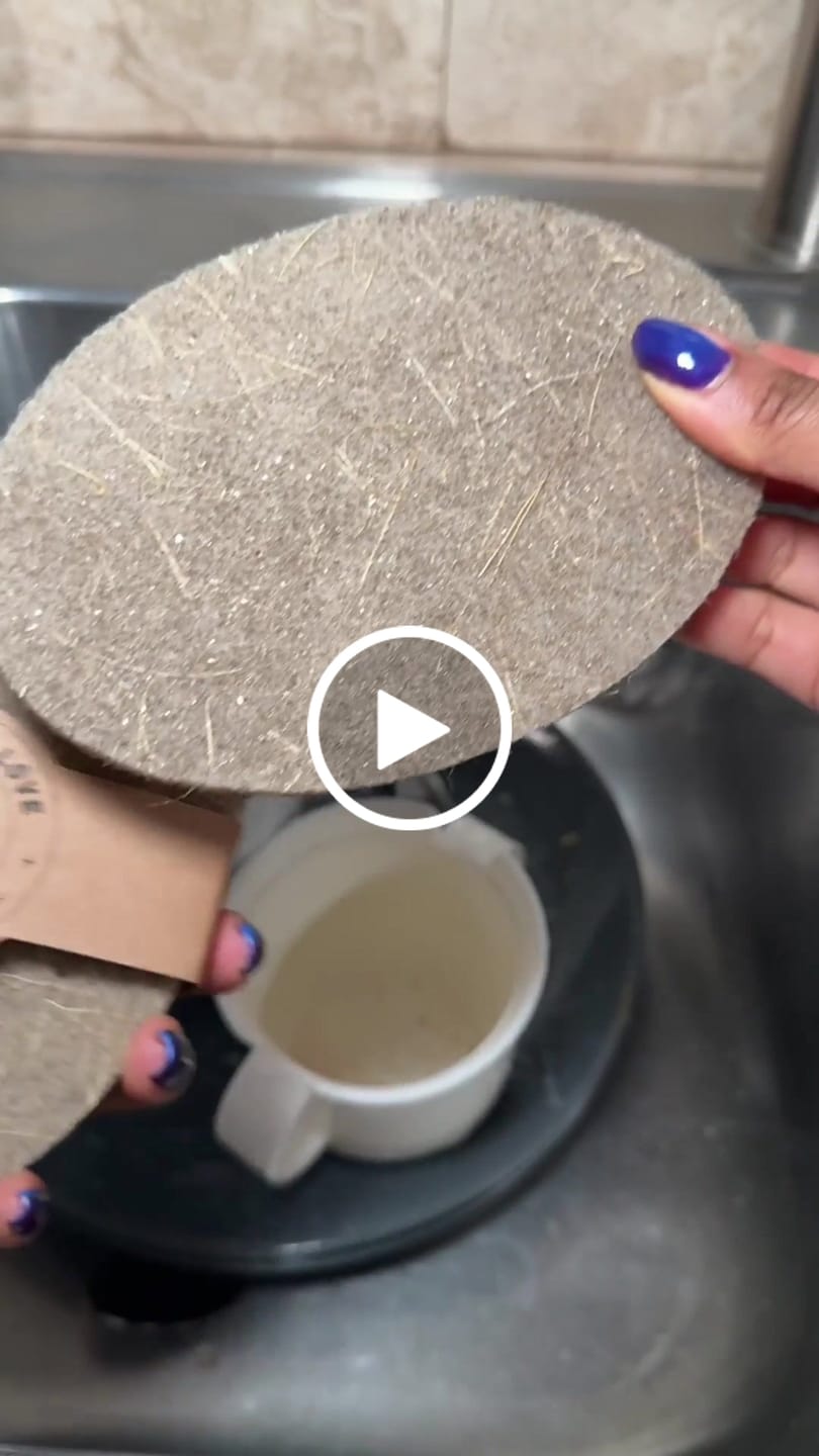 Customer video review of Plastic Free Scrub Pads – Natural Coconut Coir Kitchen Scrubber