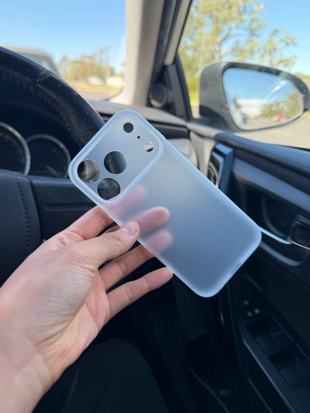Customer photo review of 0.8mm Ultra Light & Thin iPhone Case