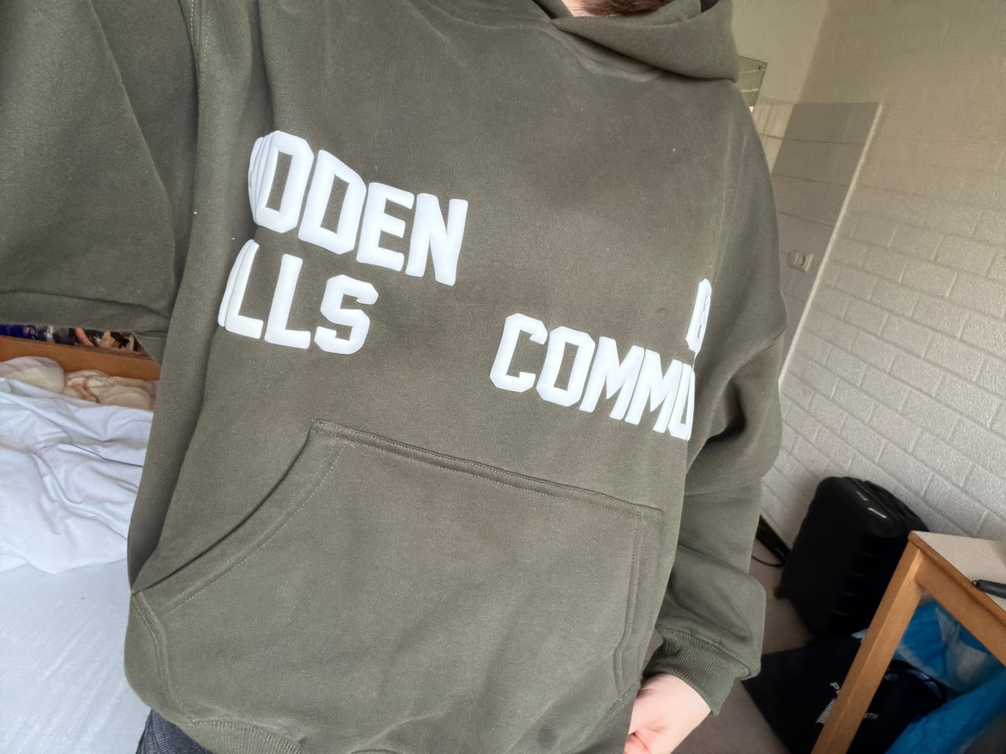 Customer photo review of GATED COMMUNITY HOODIE OLIVE
